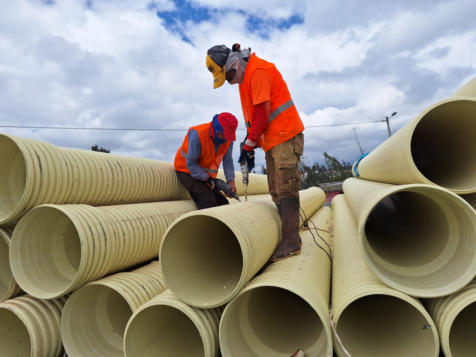 CONSTRUCCIÓN DEL DRENAJE PARA AGUAS FREÁTICAS EN EL CASERÍO SAN CAYETANO